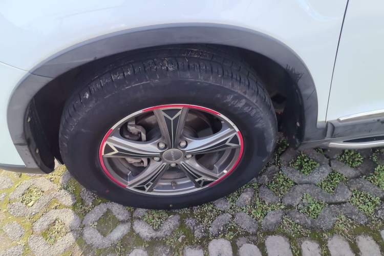 Used Haval H6 2015 Revised Version Sport Edition 1.5T Manual Transmission Two-Wheel Drive Elite Grade
