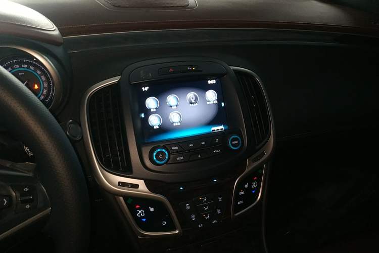 Used Buick LaCrosse 2013 2.4L SIDI Elite Comfort Version