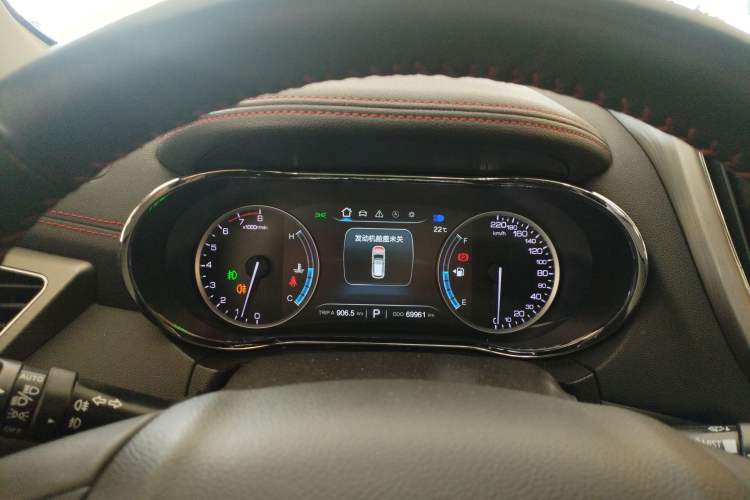 Used CHANGAN CS75 2017 Shangkui Edition 1.5T Automatic Fengyue Model
