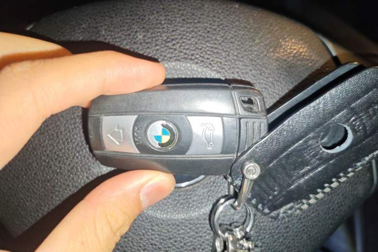 Used BMW X1 2010 xDrive25i
