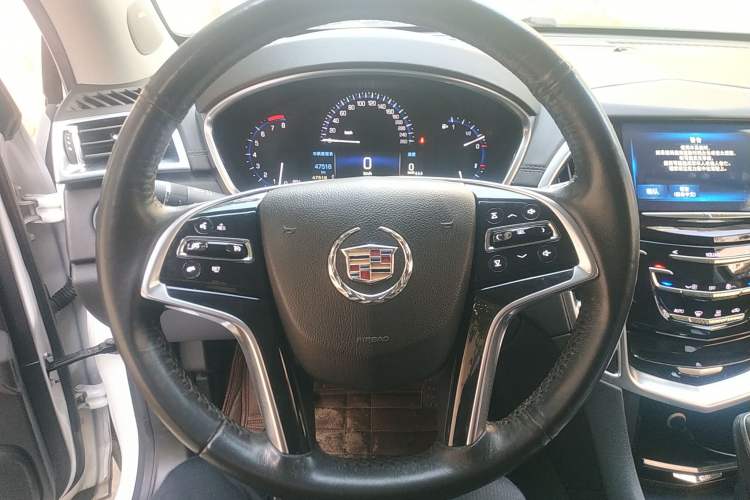 Used Cadillac SRX 2015 3.0L Comfort Version
