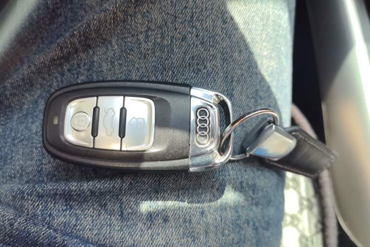 Used Audi A4L 2015 45 TFSI quattro Individual Sport Edition
