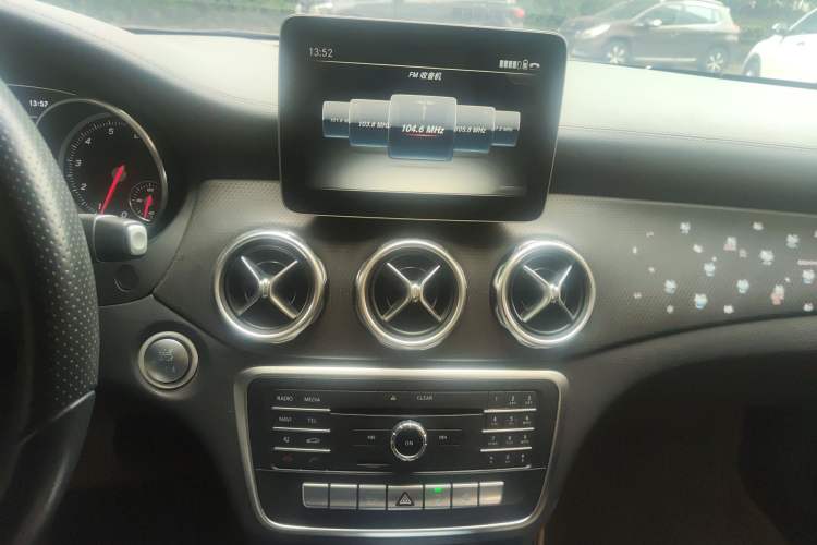 Used Mercedes-Benz GLA 2017 GLA 200 Fashion Model