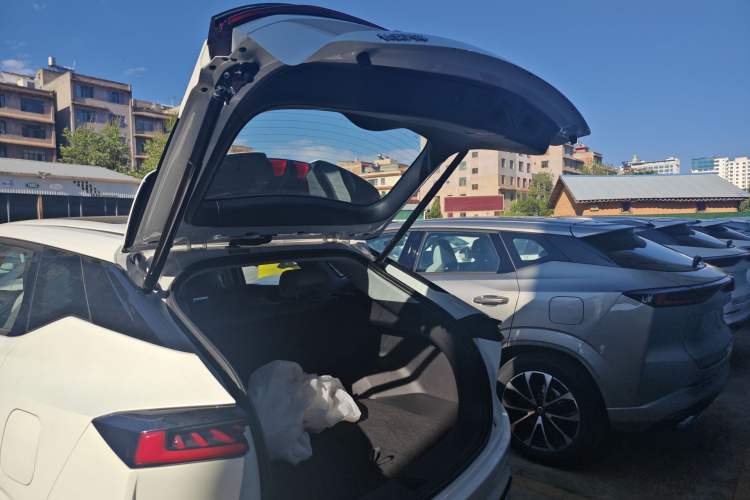 Used CHANGAN UNI-Z New Energy 2024 Blue Whale Smart Electric iDD 125km Beyond Edition Rear