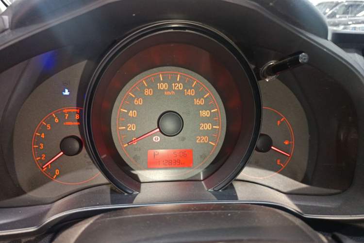 Used Honda Fit 2016 1.5L LX CVT Comfort Model Instrument Cluster