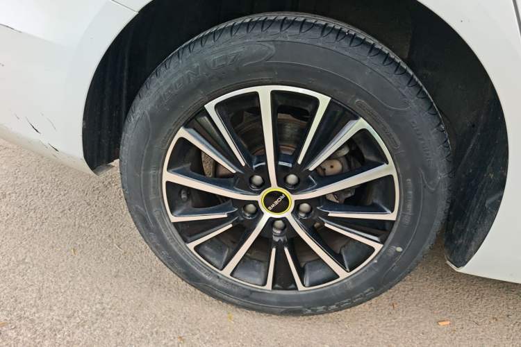 Used Roewe i5 2021 1.5L CVT Diamond Edition
