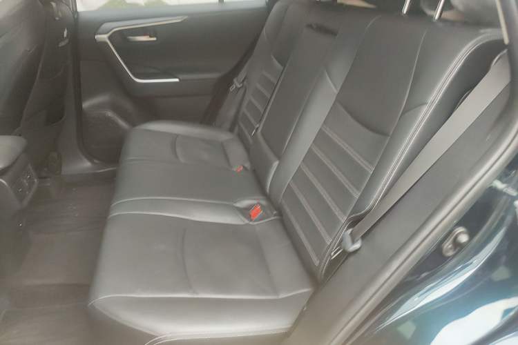 Used Toyota Wildlander 2022 2.0L CVT Two-Wheel Drive Luxury Edition