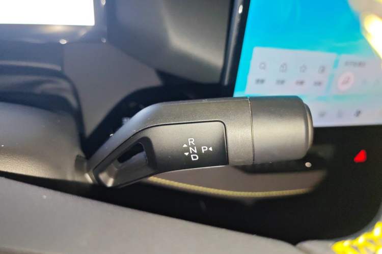 Used Lynk & Co 06 2025 Renew 1.5T Halo Gear Lever