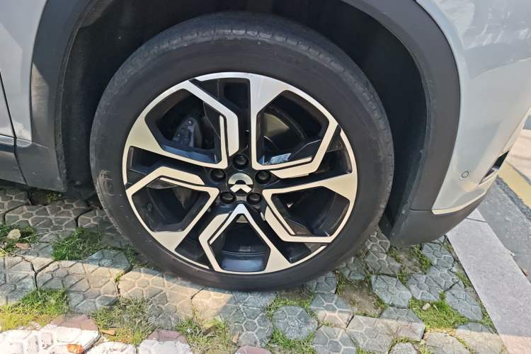 Used Nio ES8 2020 580 km Signature Edition 7-Seater Version