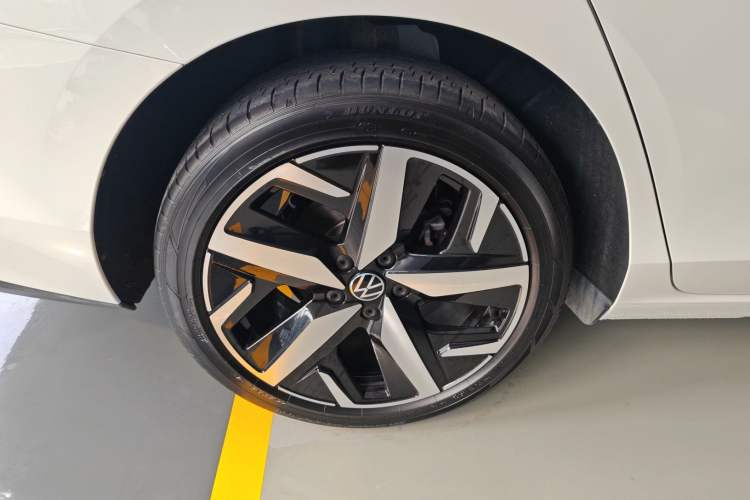 Used Volkswagen Lamando 2022 Lavida L 280TSI DSG Cool & Spicy Edition