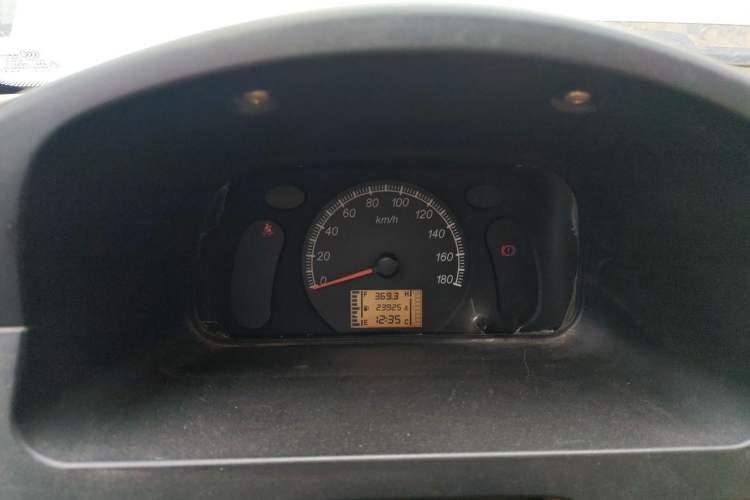 Used Wuling Zhiguang 2013 1.0L Practical Version
