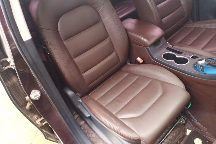 Used Haima V70 2016 1.5T Automatic "Comfort & Enjoyment" 6-Seater
