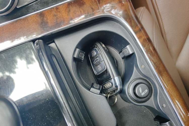 Used Audi A8 2013 A8L 45 TFSI quattro Luxury Model
