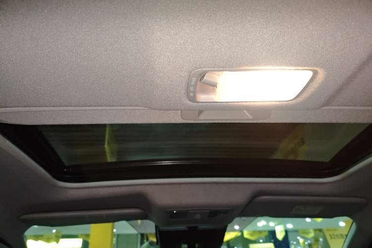 Used Nissan Tiida 2021 1.6L CVT Smart Drive Edition
