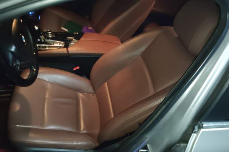 Used BMW 5 Series 2017 520Li Elegant Edition
