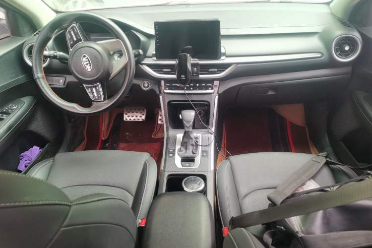 Used Kia K3 2019 1.5L CVT Smart Connectivity Version Center Console