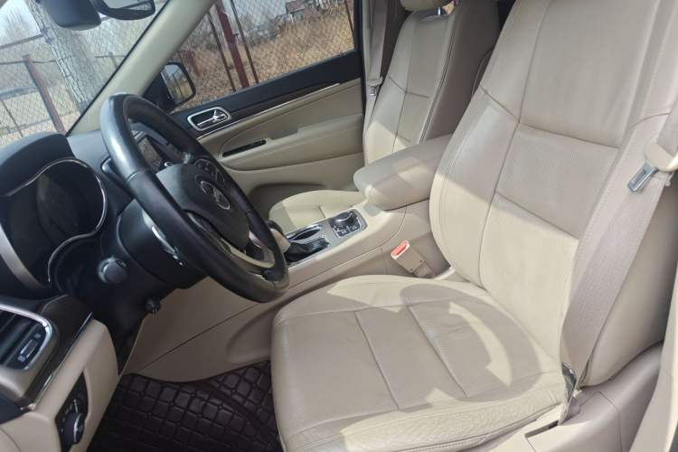 Used Jeep Grand Cherokee 