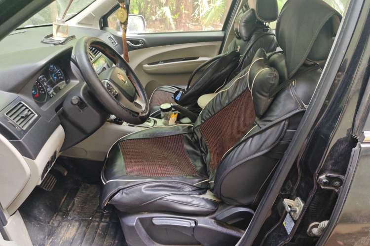 Used FORTHING Joyear XV 2016 1.6L CVT Luxury Model