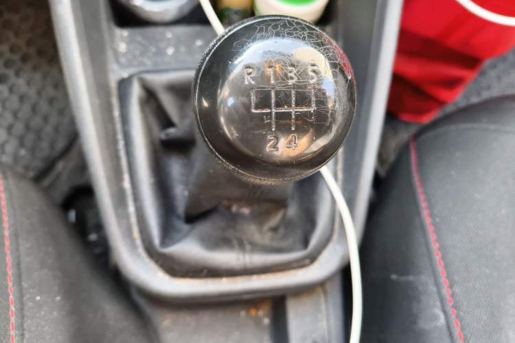 Used Volkswagen Santana 2016 1.6L Manual Fashion Edition Gear Lever