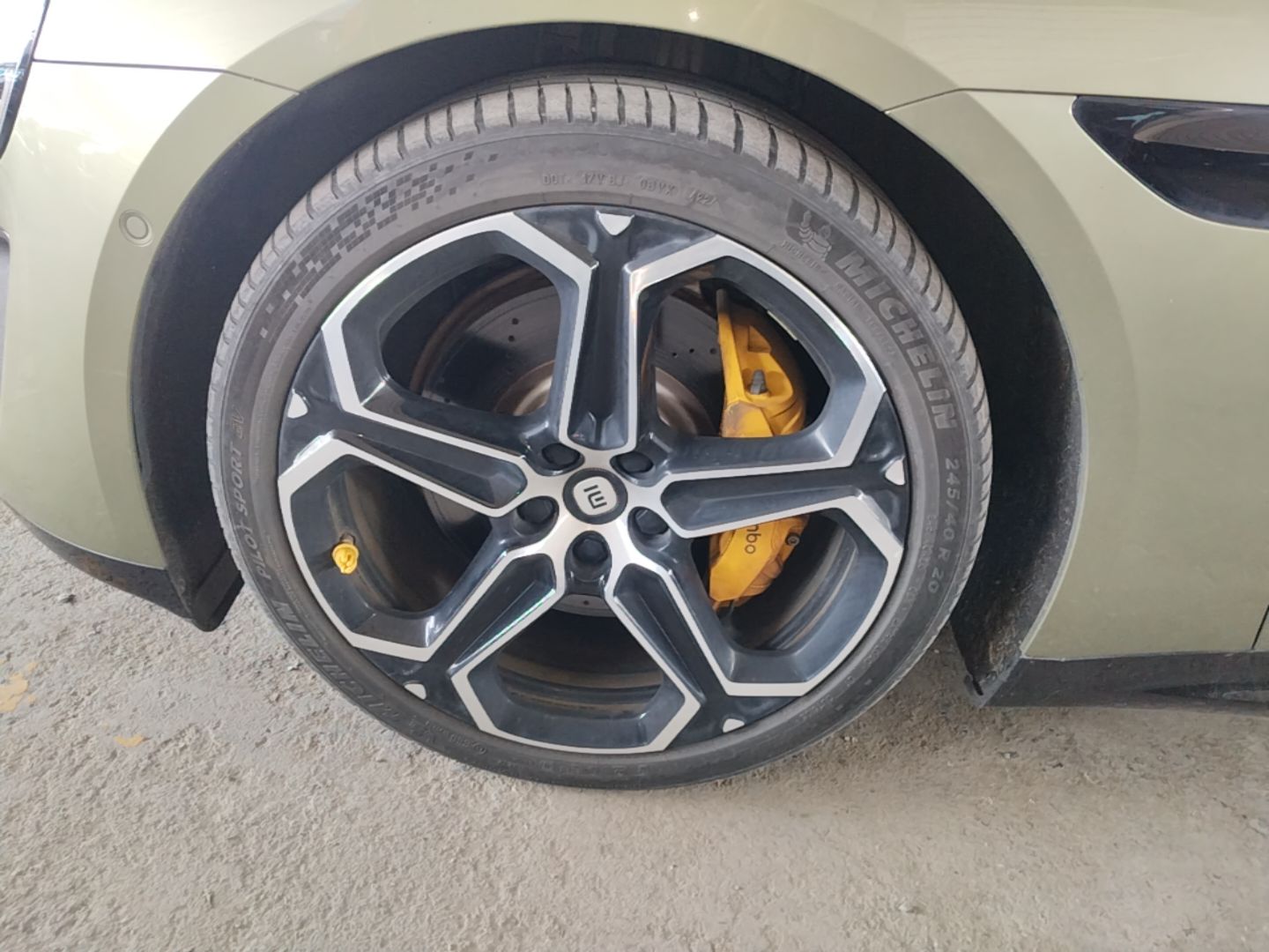 Xiaomi Auto SU7 2024 Four-Wheel Drive Ultra-Long Range Advanced Intelligent Driving Max Edition — снимка 10