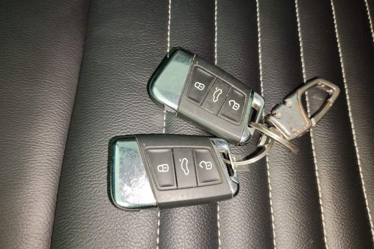 Used Volkswagen Magotan 2020 330TSI DSG Leading Model Interior 1