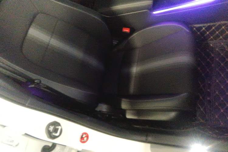 Used Honda Civic 2025 240TURBO CVT SmartFun Pro
