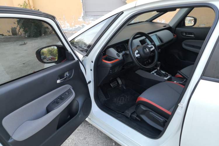 Used Honda LIFE 2023 1.5L CVT SPO-SS Dynamic Edition
