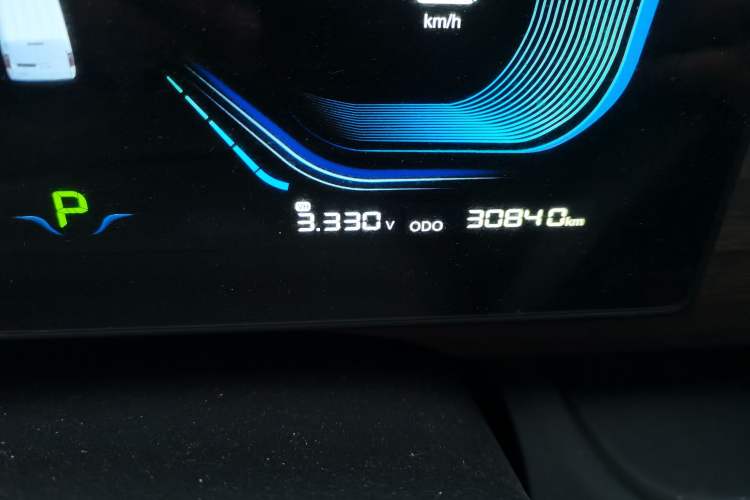 Used Ruichi EC75 2025 Intelligent Driving Ultra-Charging Version Pioneer II Type 50.1 kWh
