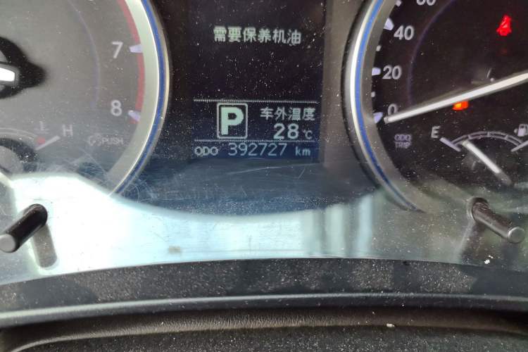 Used Toyota Highlander 2015 2.0T Four-Wheel Drive Luxury Edition 7-Seater Odometer Close Up