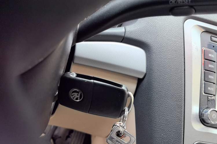 Used Skoda Octavia 2015 Classic Model 1.6L Automatic Yijie Version
