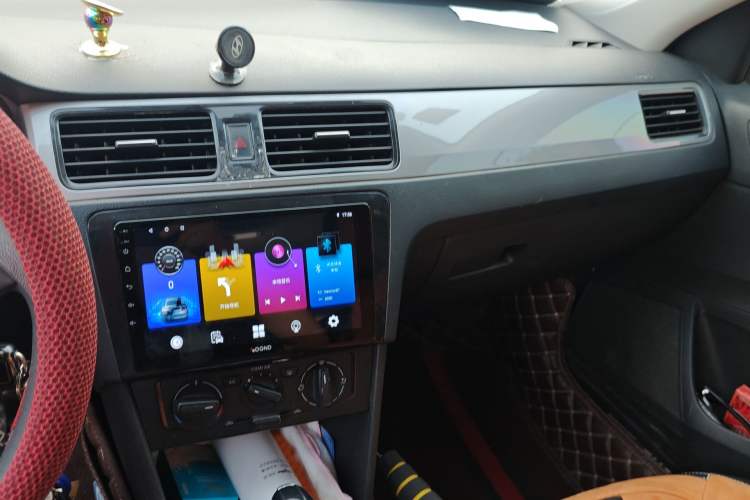 Used Volkswagen Santana 2015 Haval H6 1.6L Automatic Luxury Model
