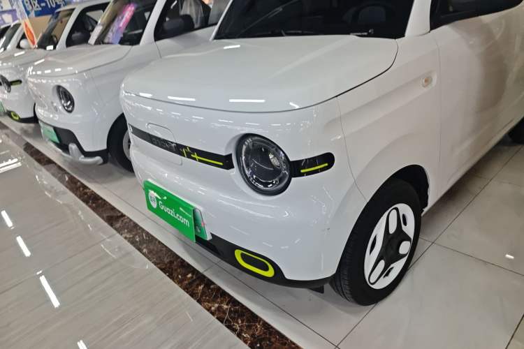 Used Geely Galaxy Panda 2025 210 km – Yuanqi Bear
