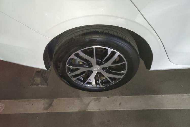 Used Geely Auto Emgrand 2025 4th Generation 1.5L CVT Longteng Edition