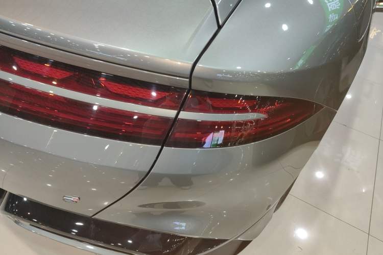 Used Denza Z9GT 2024 1100 Four-Wheel Drive Ultra Version