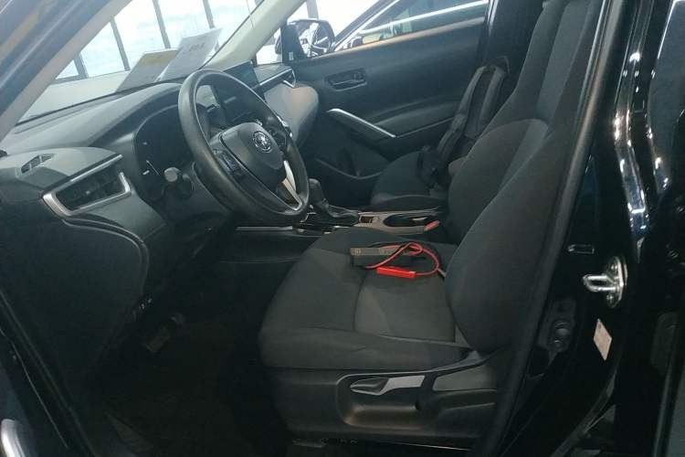 Used Toyota FRONTLANDER 2023 2.0L CVT Leading Edition