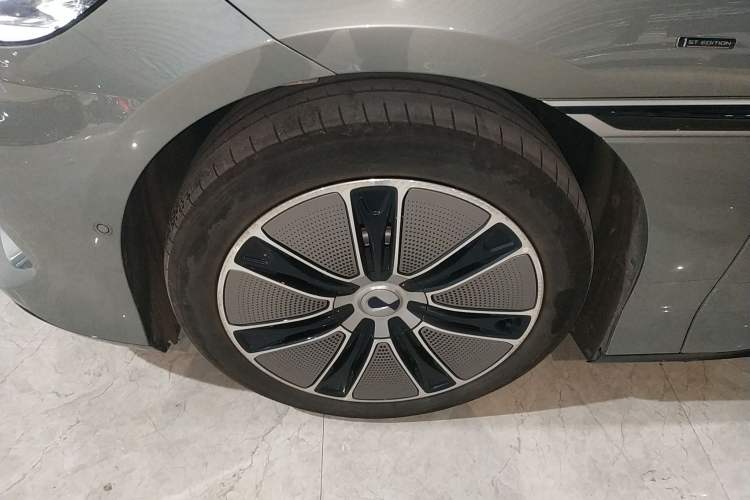 Used Denza Z9GT 2024 1100 4x4 Max First Edition