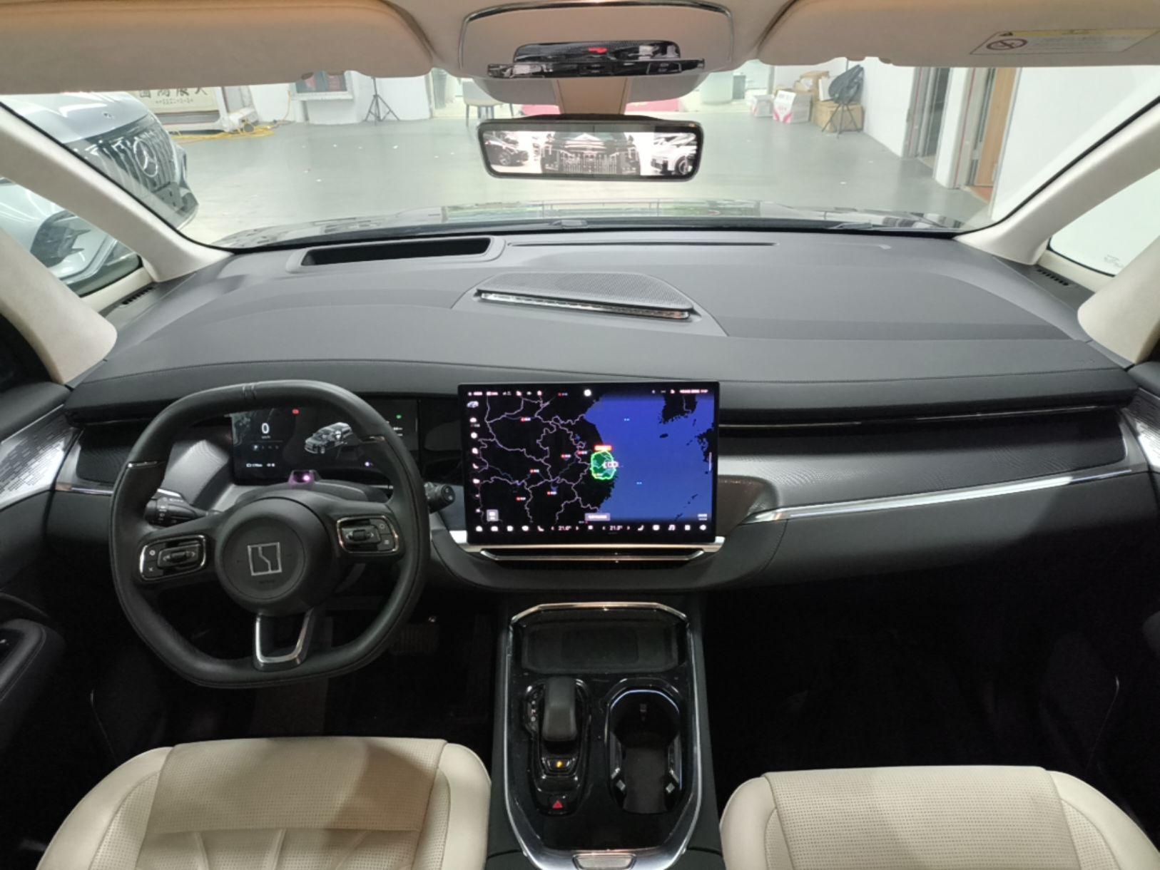 Zeekr 009 2024 GAC Trumpchi — снимка 12