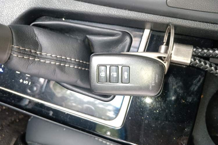 Used Lexus ES 2016 200 Midnight Special Limited Edition Vehicle Key