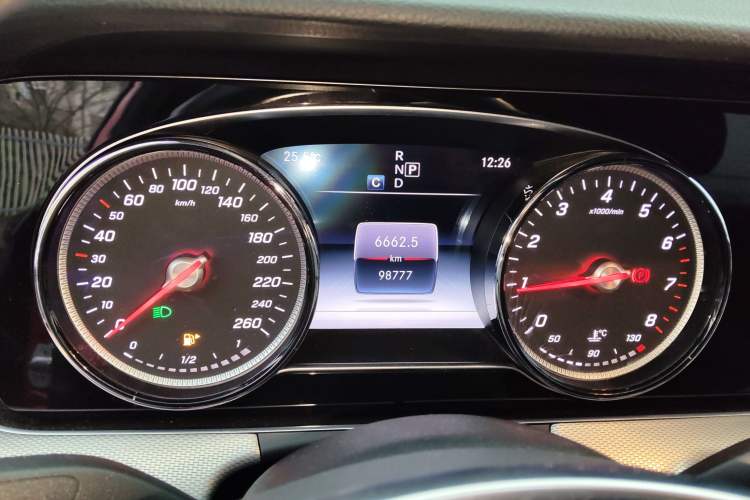 Used Mercedes-Benz E-Class 2017 E 200 Sport