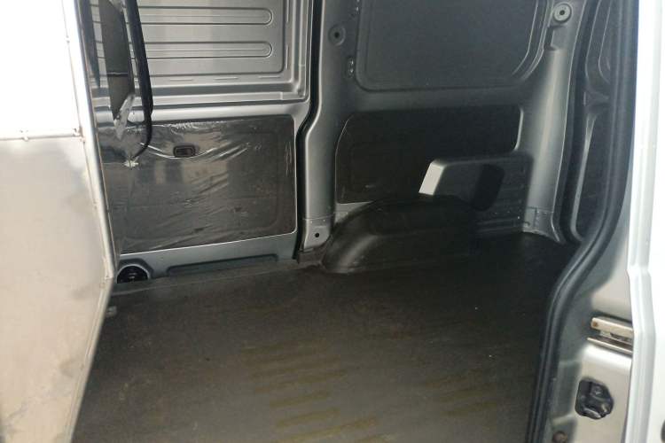 Used Wuling Rongguang V 2019 1.5L Van - Utility Model
