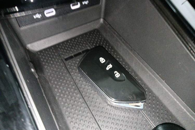 Used Volkswagen Talagon 2023 Facelift 380TSI All-Wheel-Drive Luxury Jiajing Pro 6-Seater
