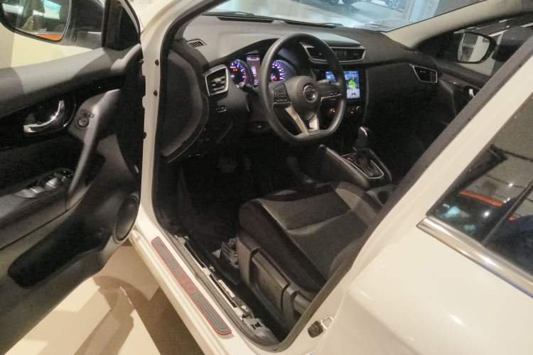 Used Nissan Qashqai 2019 2.0L CVT Smart Enjoyment Version Driver Seat