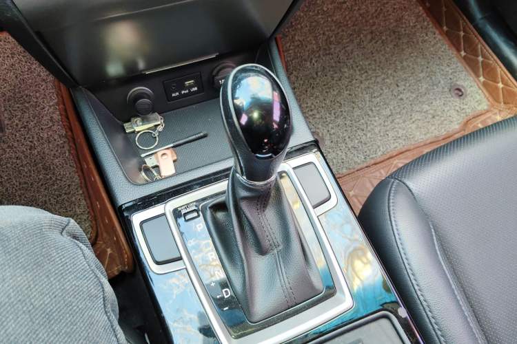 Used Hyundai Mistra 2016 1.8L Automatic Smart GLS Gear Lever