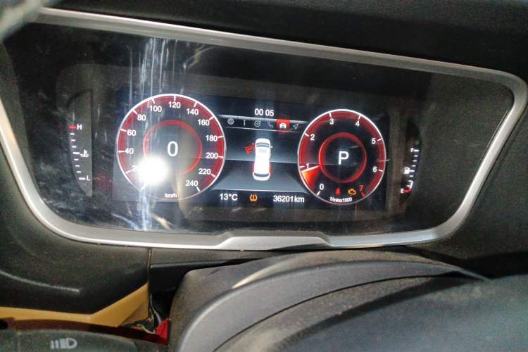 Used Huasong 7 2015 2.0T Automatic Comfort Model
