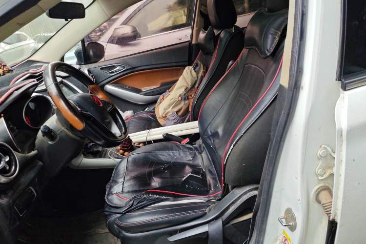 Used BYD Yuan 2016 1.5L Manual Luxury Version