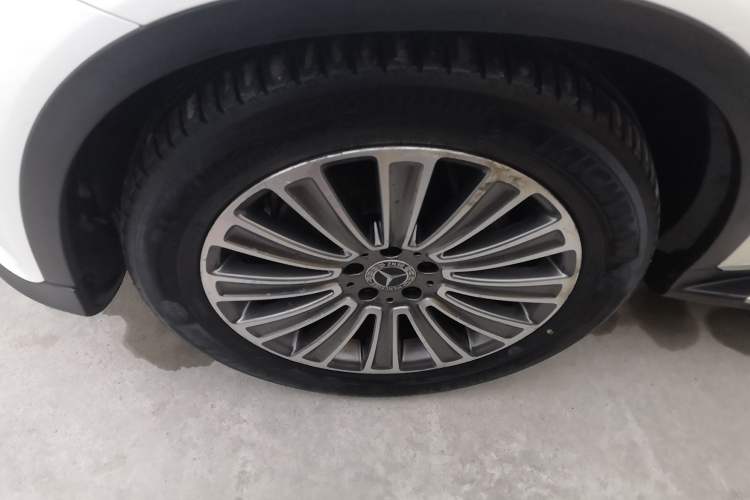 Used Mercedes-Benz GLC 2017 GLC 200 4MATIC
