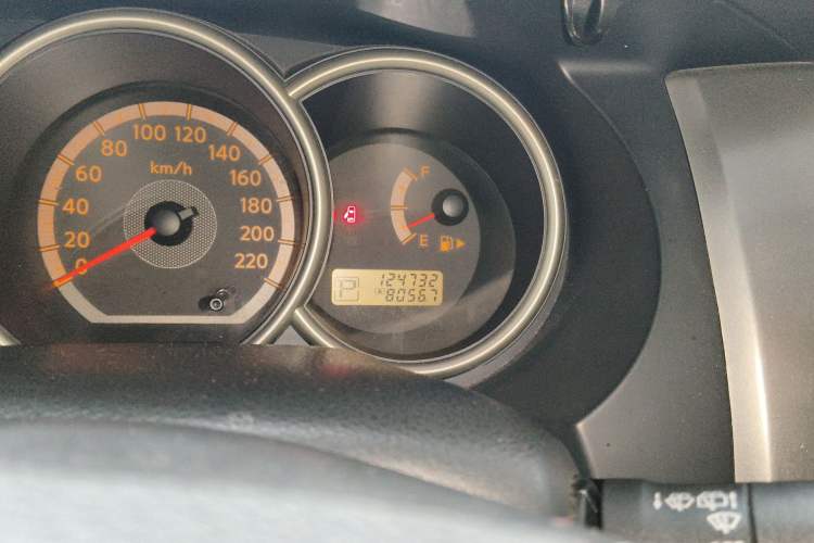 Used Nissan Livina 2008 Jingrui 1.6L Automatic Smart Edition Odometer Close Up