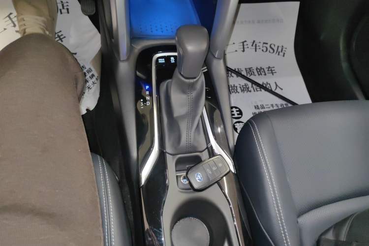 Used Toyota FRONTLANDER 2023 2.0L Smart Electric Hybrid Dual-Engine Deluxe Version
