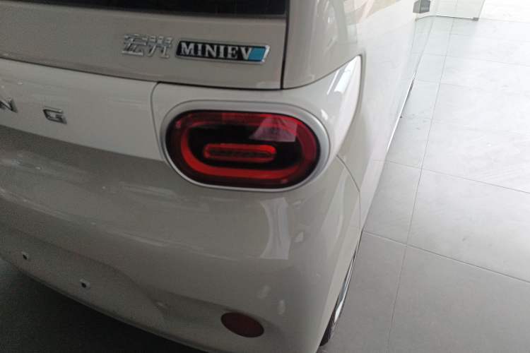 Used Wuling Hongguang MINIEV 2024 3rd Generation 215km Youth Edition