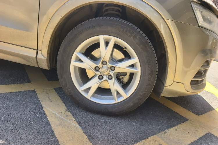 Used Audi Q3 2018 30th Anniversary Edition 35 TFSI Fashion Model Right Front Wheel Hub